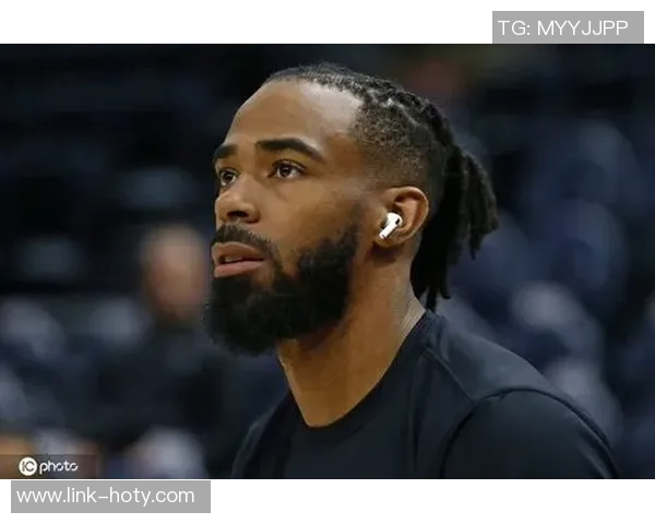 康利谈阵容调整对个人影响积极备战助力球队全力以赴